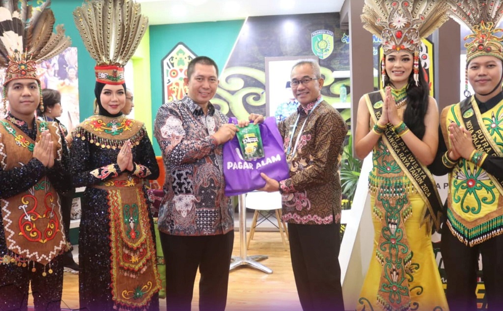 Wako Pagar Aam Ludi Oliansyah Hadiri Pembukaan Indonesia City Expo 