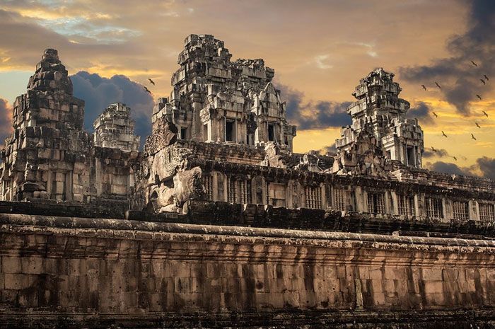 Cerita Dibalik Peninggalan Kuno Di Pati Jawa Tengah, Inilah Pintu Gapura Majapahit Yang Misterius!