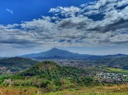 Legenda Gunung Tampomas, Misteri Dibalik Keindahan Pegunungan Yang Memukau!