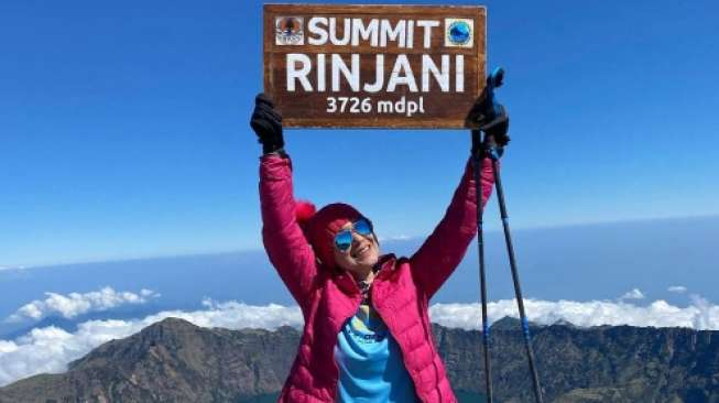 Apa yang Membuat Gunung Rinjani Begitu Sakral? Simak Misterinya!