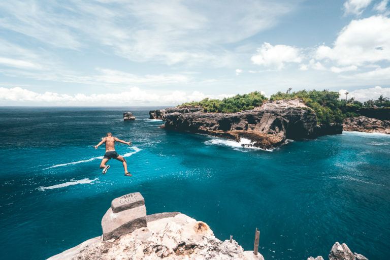 Wahana Ekstrem yang Ada di Indonesia Ini yang Berpacu Dengan Adrenalin!