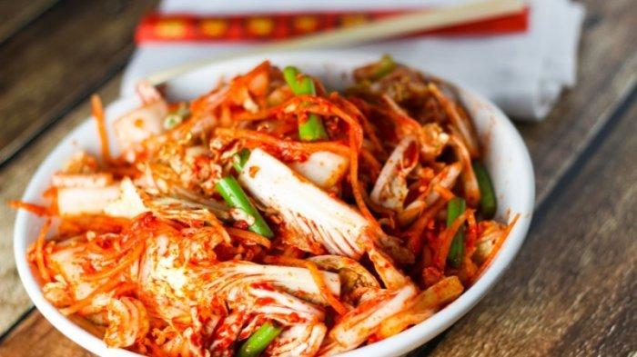 Udah Pernah Coba Makan Kimchi Belum? Ternyata Makanan Khas Korea ini Miliki Manfaat Baik untuk Kesehatan Loh 