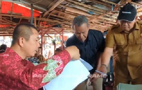 Wako Tinjau Lokasi Rencana Pembangunan Kios Buah