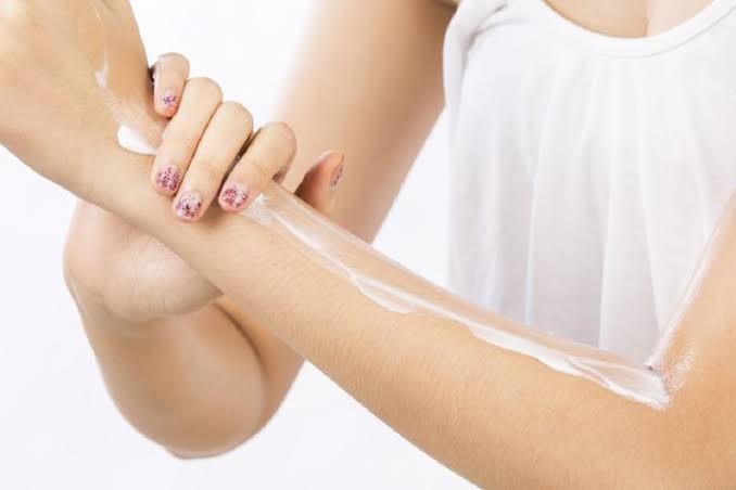 Hati-hati! Ini Dia 6 Bahaya dan Efek Samping Penggunaan Body Bleaching