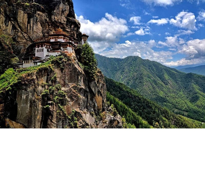 Kuil dan Candi Terbesar, Tak Hanya Tempat Ibadah Tapi Juga Wisata Keajaiban Dunia