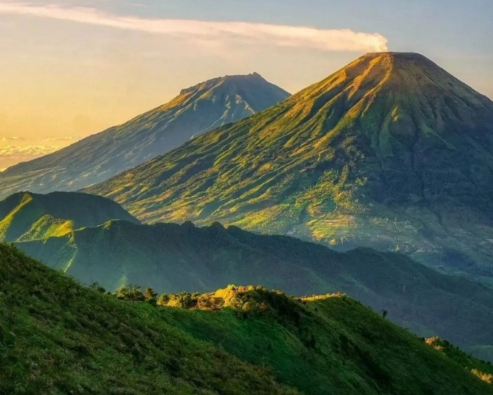 Dibalik Tiada Adelweis, Begini Fakta Keindahan Gunung Prau