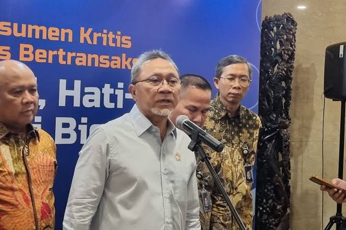 Kembalinya Aturan Lama, Mendag Zulkifli Hasan Merestorasi Kebijakan Impor Bahan Baku Industri