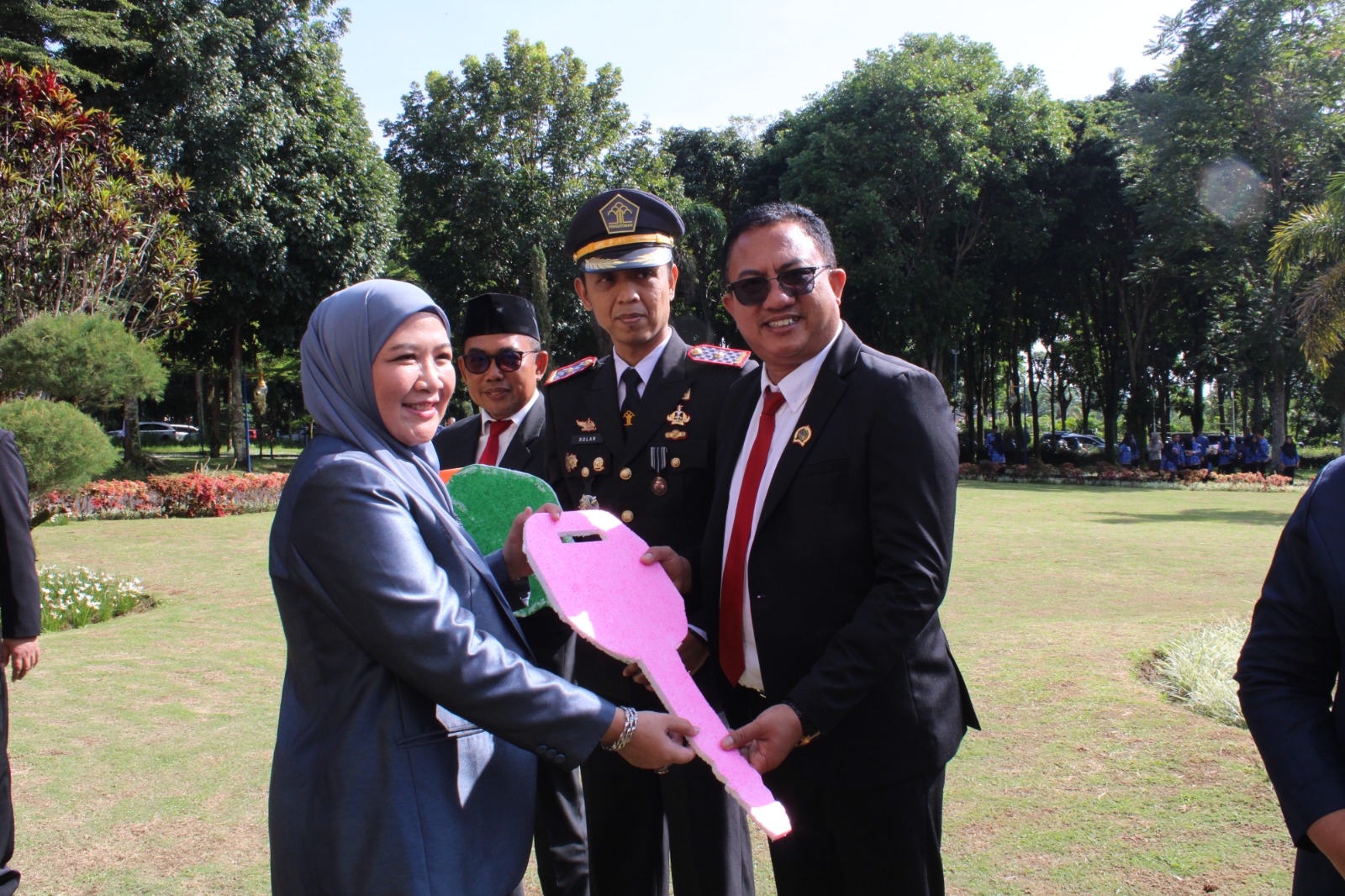 Dukung Pelayanan, Kantor Pertanahan Terima Pinjaman Mobil Dinas dari Pemkot Pagar Alam