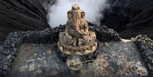 Sisi Gaib Gunung Bromo, Memecahkan Misteri Asal Usul Nama dan Legenda