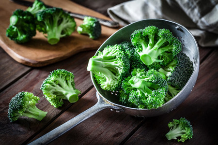 WAH! Selain Cegah Sembelit, Ini Dia 7 Manfaat Brokoli yang Perlu Kamu Ketahui