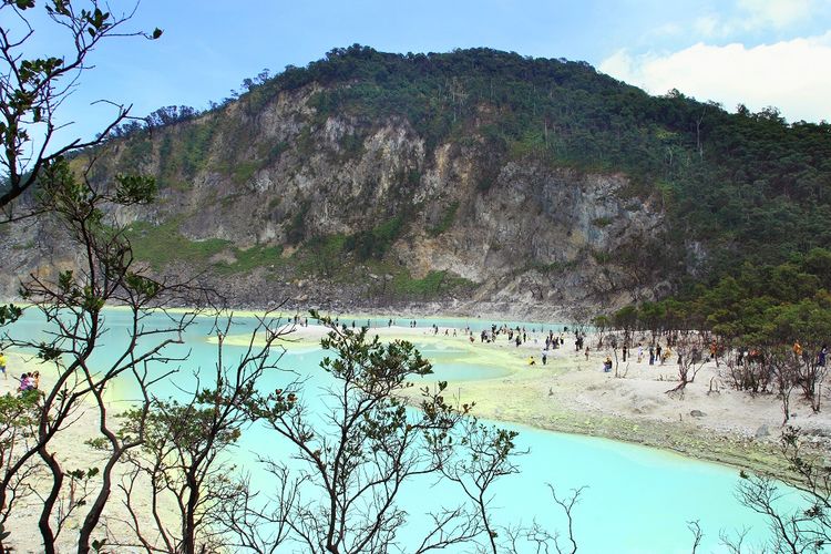 Butuh Refreshing? Yuk Cobain Destinasi Wisata di Bandung yang Lagi Hits