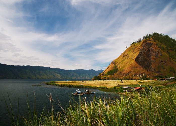 Penuh Misteri! Inilah Destinasi Wisata Danau Lut Tawar Aceh