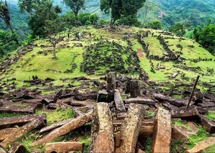 Situs Megalitikum Gunung Padang, Menggali Keunikan Artefak Kuno dan Sejarahnya