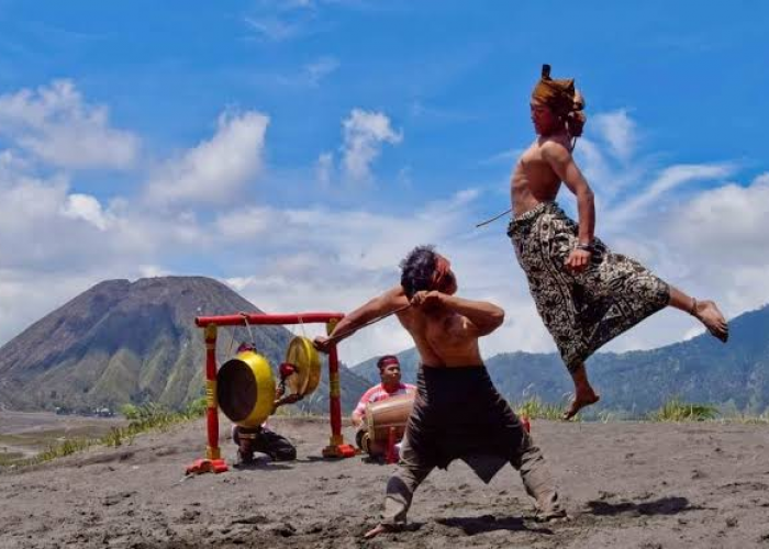 Menggali Keunikan Suku Tengger,Tradisi dan Kehidupan Sehari-hari