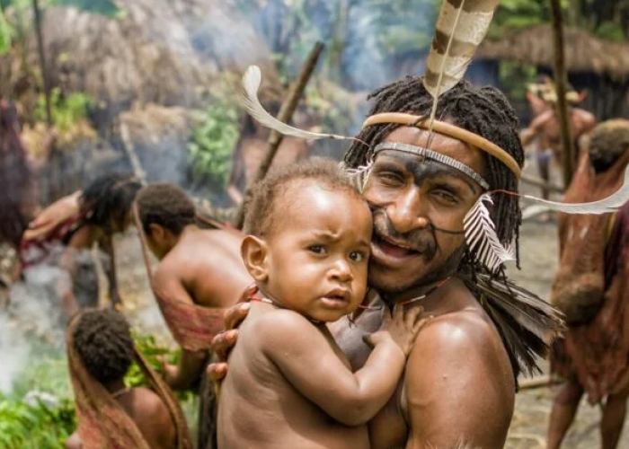 Mengenal Ragam Budaya di Indonesia! Inilah 5 Suku Unik yang ada di Papua 