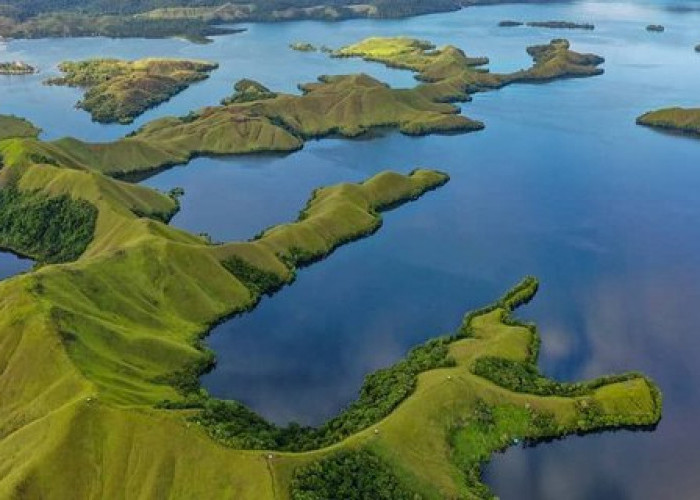 Suguhkan Keindahan Alam dan Ragam Budaya yang Menarik, Inilah Keistimewaan Wisata yang Dimiliki Papua Barat 