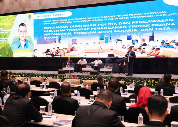 PENGUATAN PENGAWASAN AGRARIA: KOMISI II DPR RI TEKAN TRANSPARANSI UNTUK BERANTAS MAFIA TANAH