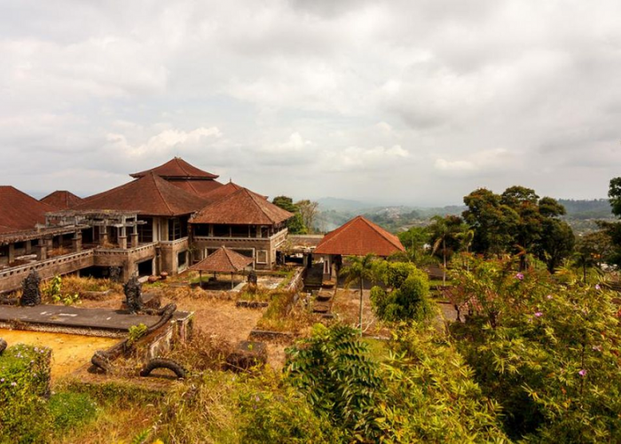 Mengungkap Misteri di Indonesia, 6 Lokasi Angker yang Menarik untuk Dikunjungi