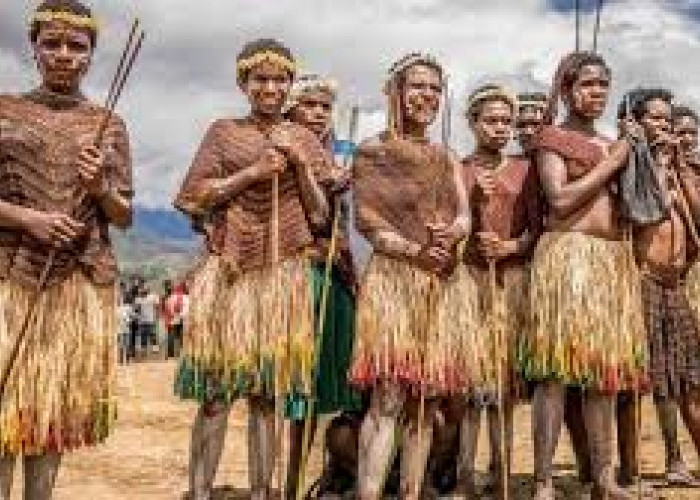 Hebohkan Dunia! Rupanya 5 Suku Indonesia Ini Miliki Tradisi Ritual Tak Lazim! Ini Nama Suku dan Tradisinya 