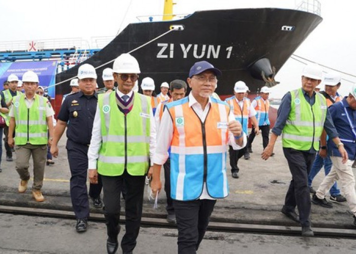 Zulhas Menyita Kapal Tanker Rp 50 Miliar, Tindakan Tegas Pemerintah dalam Memerangi Impor Ilegal!