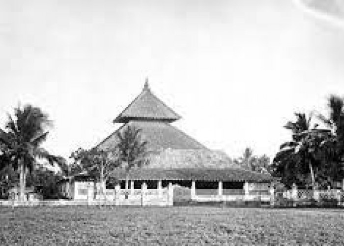 Terkenal dari Dulu Hingga Sekarang, 4 Kerajaan islam di Pulau Jawa ini Miliki Sejarah Panjang 