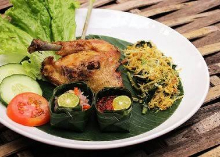Wajib Dicoba, Ini 7 Produk Ayam Goreng Terlezat di Indonesia