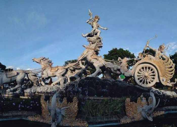 Patung Satria Gatot Kaca: Simbol Kepahlawanan dan Budaya Bali