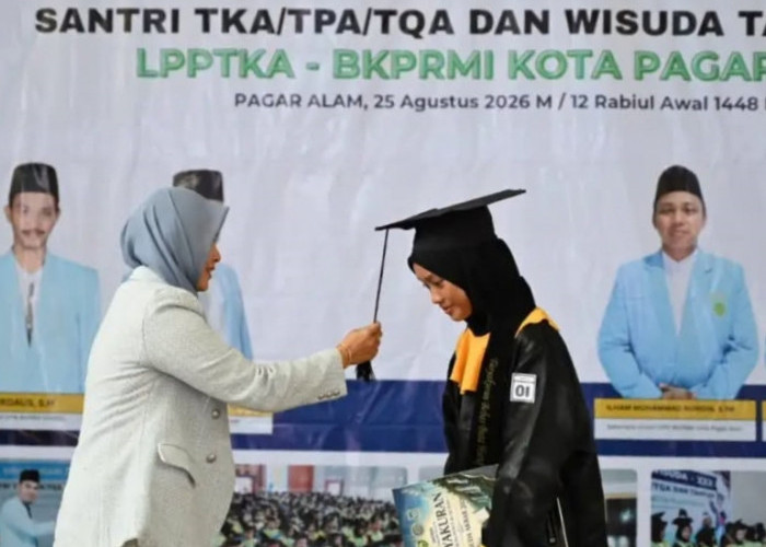 Hadiri Wisuda 240 Santri TKA/TPA/TPQ, Wawako : Bangun SDM Unggul Berlandaskan Iman 