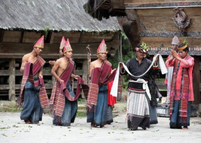 Eksplorasi Suku Batak, Melihat Kecantikan Budaya dan Alam yang Tak Tertandingi