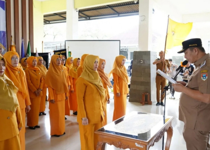 Perkuat Peran Perempuan, Wako Ludi Lantik Hj Bertha Ketua GOW Pagar Alam