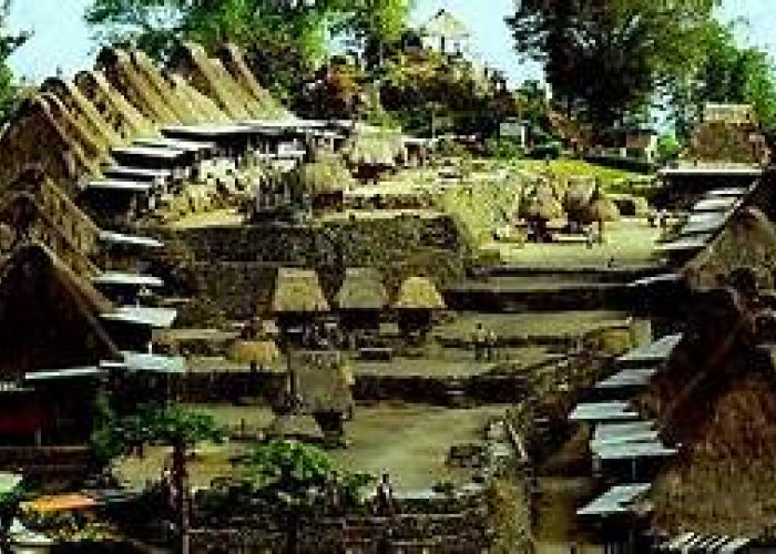 Wow! 6 Desa Wisata Megalitikum Bersejarah di Indonesia Ini Terkenal di Dunia Lho! Begini Cerita Lengkapnya 