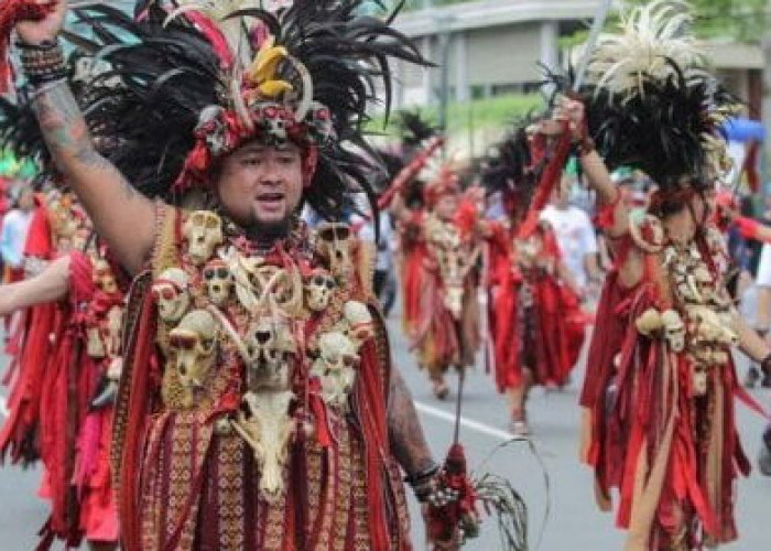 Suku Dengan 800.000 Jiwa, Ini Daftar 5 Fakta Unik Suku Di Sulawesi Utara! 