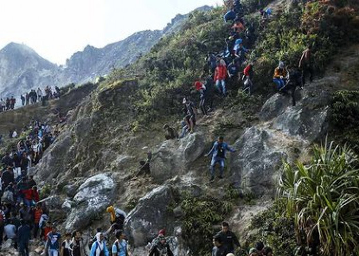 Serem Banget! Inilah Kisah Para Pendaki di Gunung Penanggungan yang Penuh Misteri