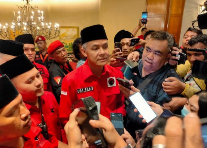 Simulasi Head to Head SMRC, Benarkah Ganjar Kalahkan Prabowo? 