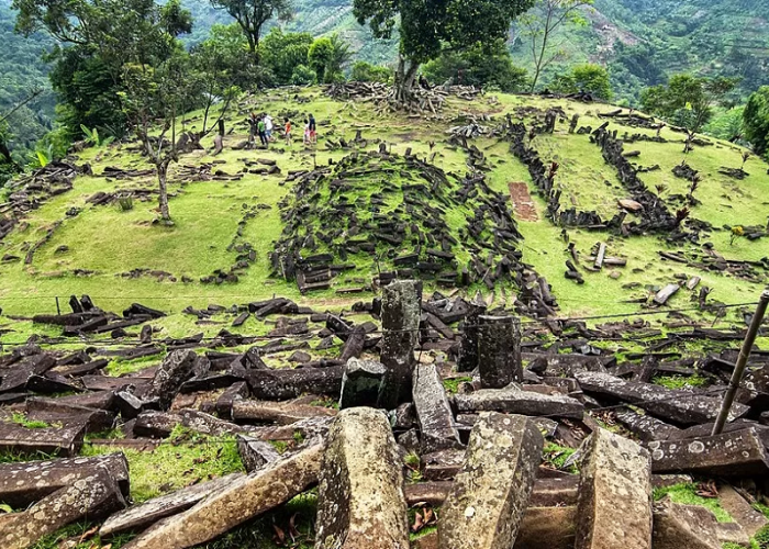 Penemuan Menakjubkan! Reaktor Alam Kuno di Situs Gunung Padang, Bukti Kecanggihan Teknologi Zaman Purba