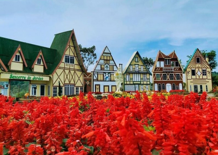 Taman Bunga Ala Belanda, Inilah Keistimewaan yang Dimiliki Flora Wisata San Terra Malang