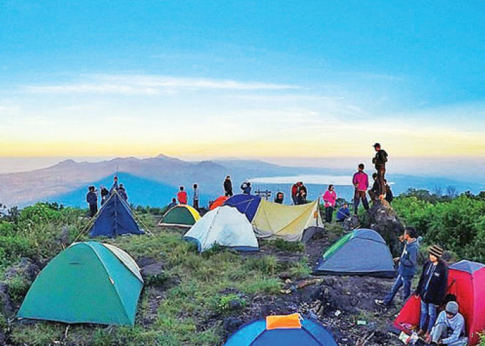Gunung Tampomas, Miliki Pemandangan Indah Namun Terdapat Misteri Mendalam Menyelimutinya!