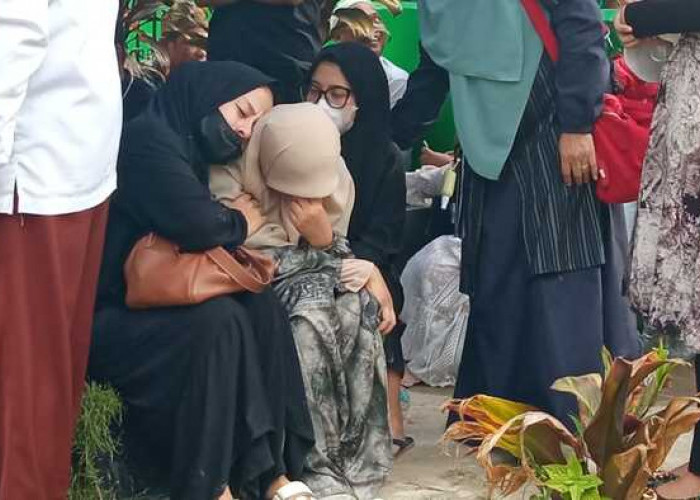 Pemakaman Ahmad Irfan Penuh Duka, Dirut Bank bjb Datang Terbang dari Bandung