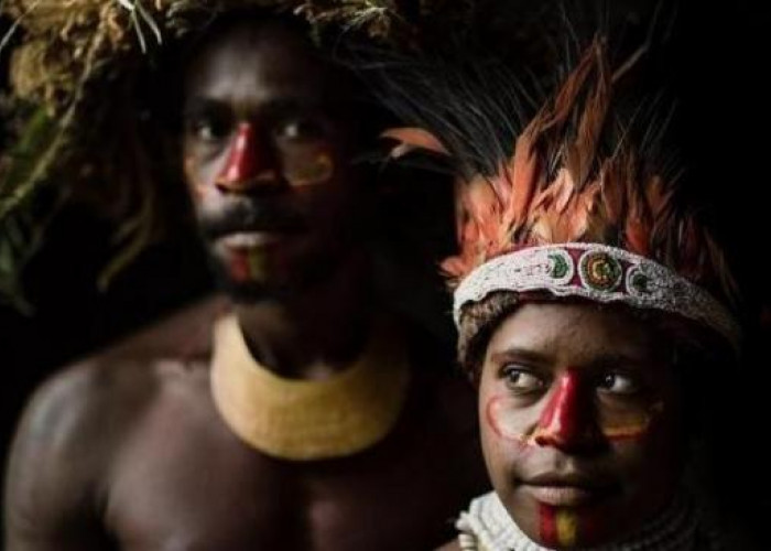 Makol Nian! 5 Tradisi Suku Indonesia Ini Dianggap Aneh Dan Mencengangkan