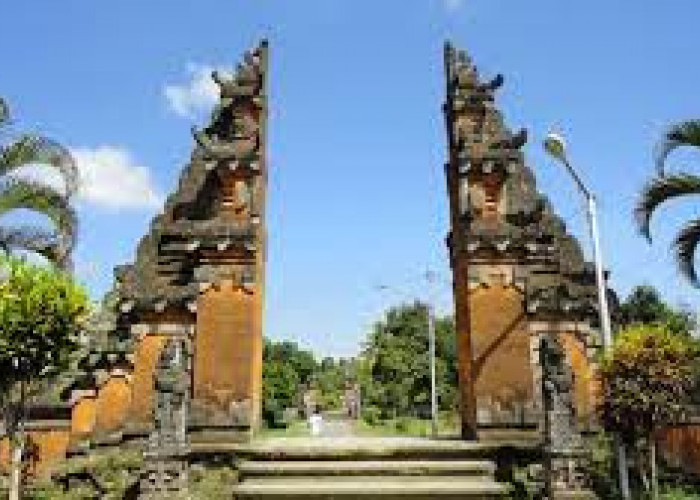 Wajib Kesini! 6 Destinasi Wisata Terpopuler di Mataram yang Lagi Hits 