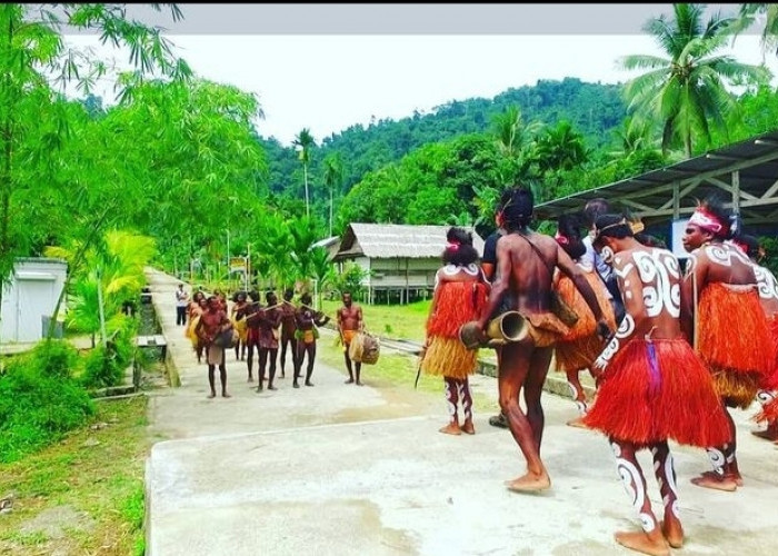 Memiliki Kisah yang Panjang, Inilah 3 Suku Tertua Asli Papua Barat Menjadi Bagian Penting Kekayaan Indonesia