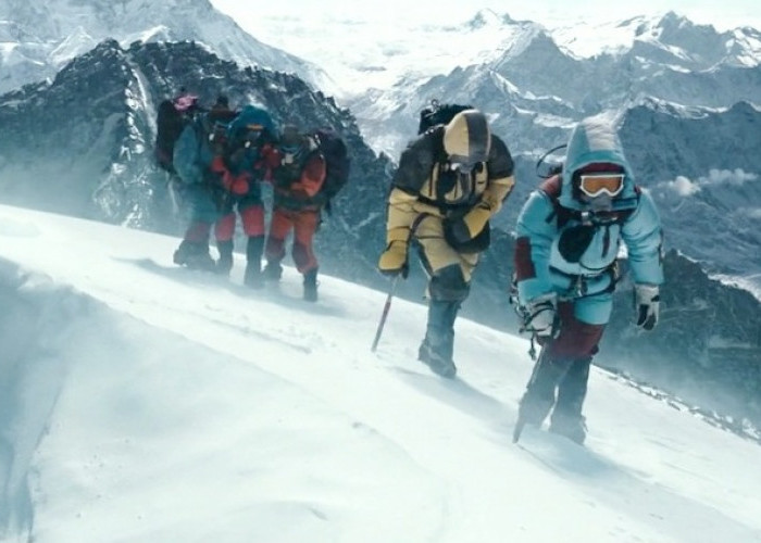 Film Everest: Nekat Mendaki Berujung Tragedi