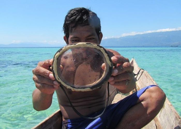 Kehidupan Nomaden di Laut, Begini Keunikan dan Keahlian Orang Bajau dalam Menyelam