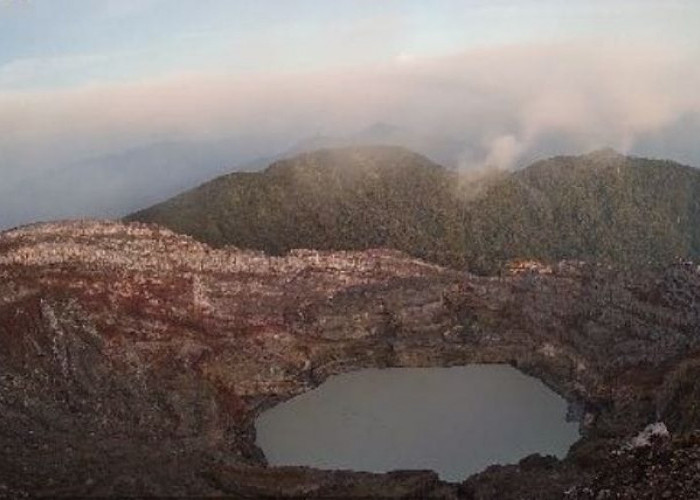 Waspada, Gunung Api Dempo Alami Tremor 