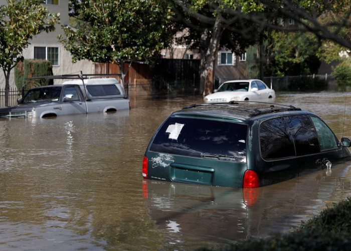 Mobil Terendam Banjir? Ini 8 Langkah Penting Yang Harus Dilakukan!