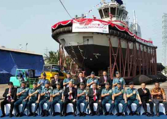 TNI AL Luncurkan Harbour Tug Keempat Produksi Dalam Negeri