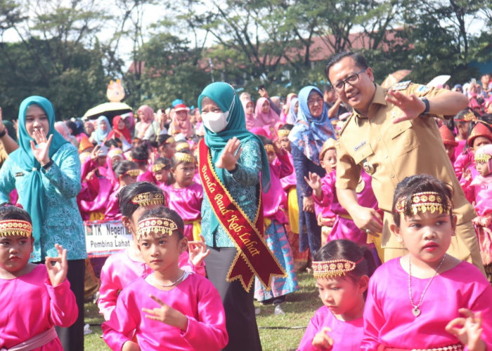 Gebyar Tari Erai-erai Masal Memukau Ratusan Anak PAUD di Kabupaten Lahat