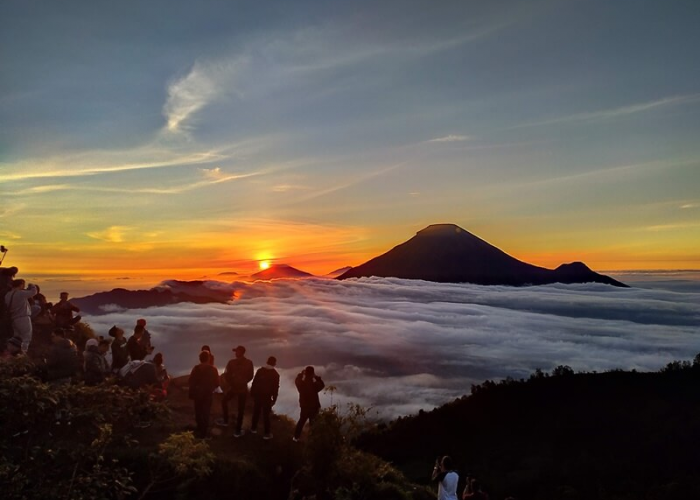 Punya Sejarahnya, Mengupas 7 Gunung yang Memiliki Nama Unik di Indonesia