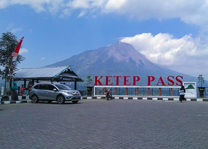 Mengintip Keindahan Gunung dari Ketinggian, Petualangan Menakjubkan di Ketep Pass Yogyakarta