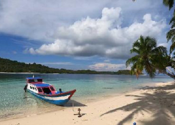 Liburan di Kepulauan Mentawai? Ini 4 Rekomendasi Tempat Keren yang Bisa Kamu Kunjungi
